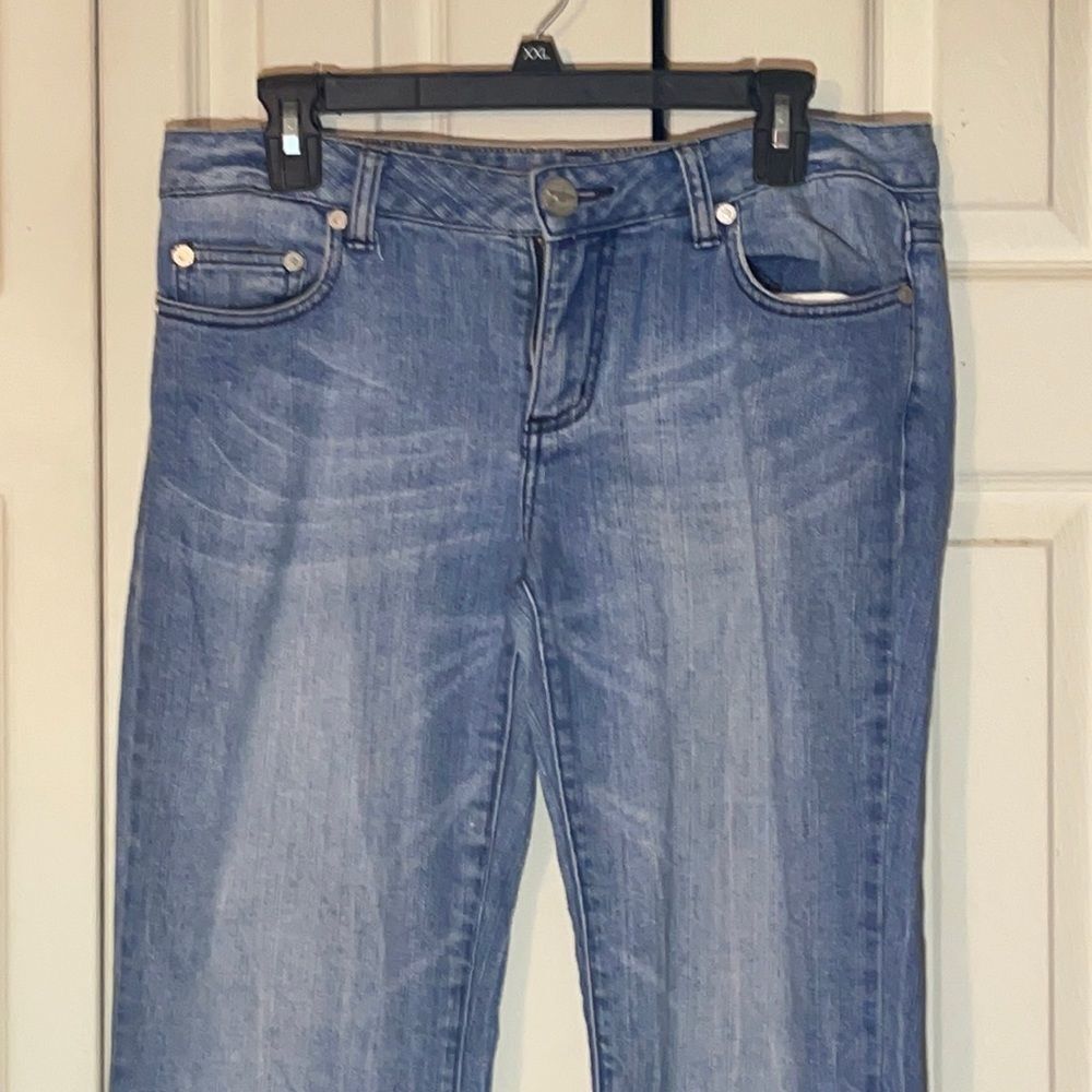 BCBGMaxAzria Distressed Claire Boot Cut Jeans 8 - Picture 3 of 16